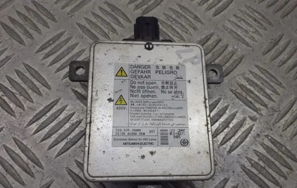 Mitsubishi Outlander Headlight ballast module Xenon D2SD2R2000H
