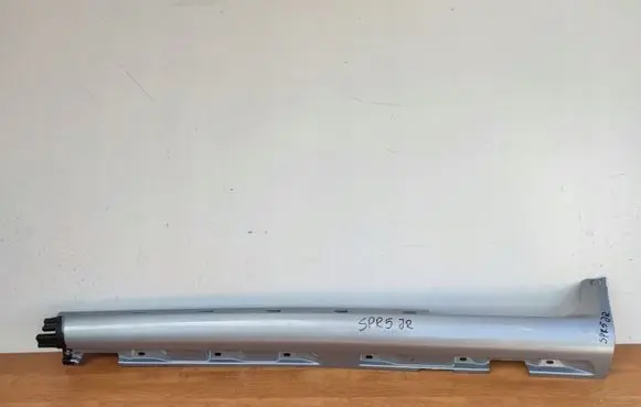 Volvo C30 Sill 31283112