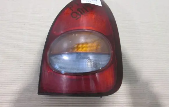 Hyundai Elantra Rear/tail lights