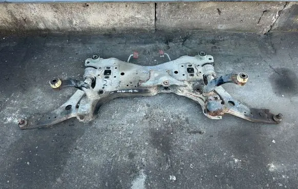 Ford Kuga I Front subframe
