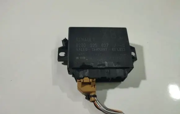 Renault Laguna II Parking PDC control unit/module 8200235627