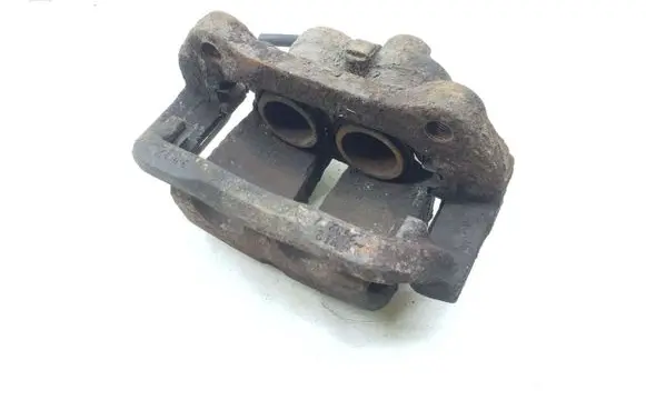Land Rover Discovery 3 - LR3 Front brake caliper