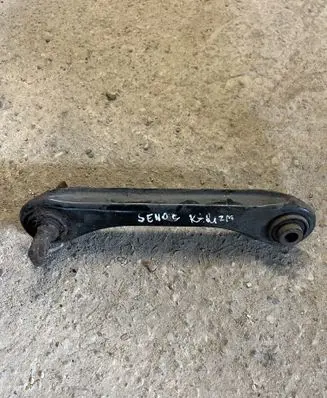 Mitsubishi Carisma Rear control arm