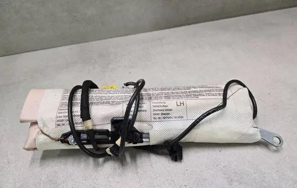 Volkswagen PASSAT B7 Seat airbag 3AA880241 23111147 06F2TAK