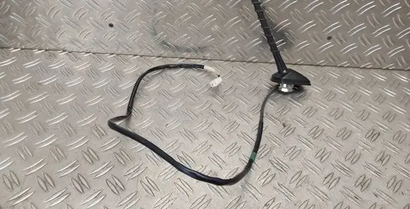 Toyota Auris E180 Aerial antenna amplifier 