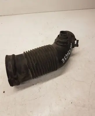 Audi A6 S6 C6 4F Air intake duct part 06E129629E