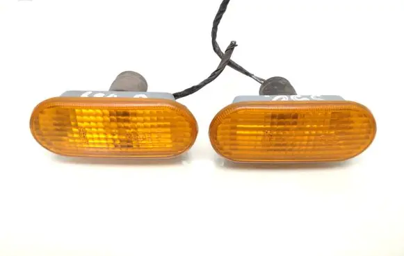 Volkswagen Transporter - Caravelle T5 Front fender indicator light 3B0949117B