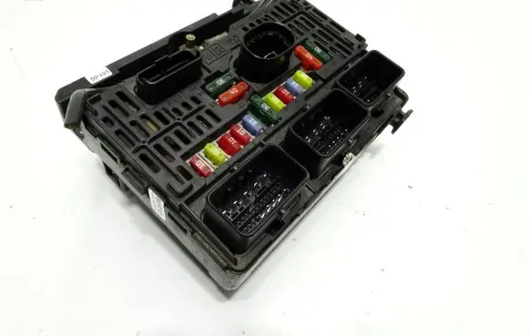 Peugeot Partner Comfort/convenience module 9661682580 BSML0100 166588131