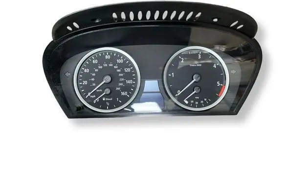 BMW 5 E60 E61 Speedometer (instrument cluster) 9135254