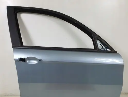 Alfa Romeo 147 Front door