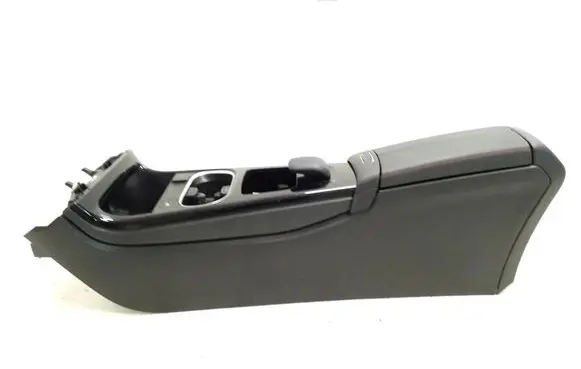 Mercedes-Benz CLA C118 X118 Armrest A1776833800