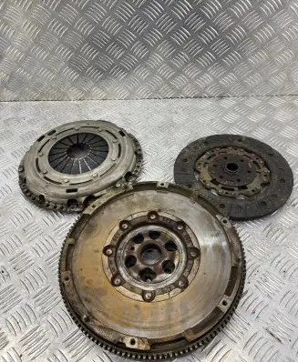 Audi A4 S4 B6 8E 8H Clutch set kit 3082000396