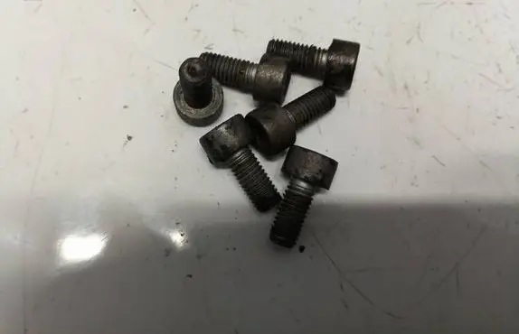 BMW 3 E90 E91 Nuts/bolts 