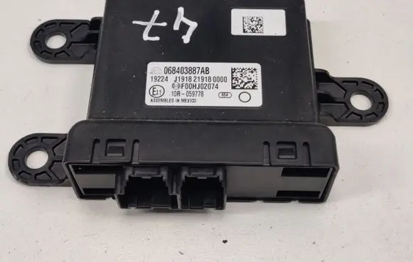 Ram 1500 Parking PDC control unit/module 068403887AB