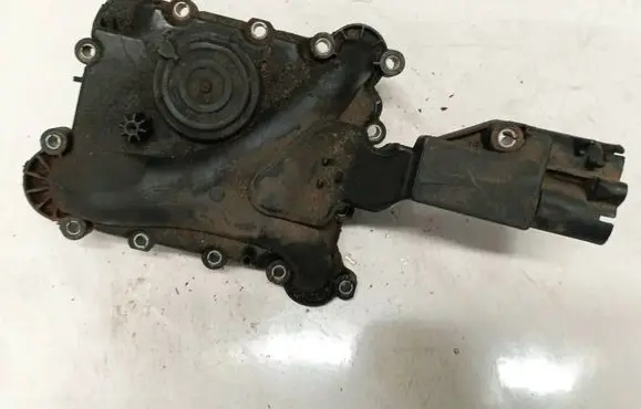 Audi A6 S6 C6 4F Oil breather separator 06e103547
