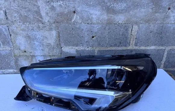 Opel Corsa F Headlight/headlamp 39162653