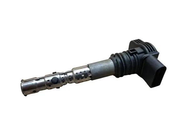 Volkswagen PASSAT B5.5 High voltage ignition coil 06B905115N