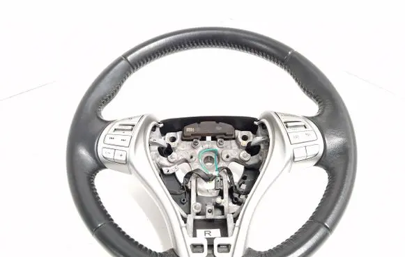 Nissan X-Trail T32 Steering wheel