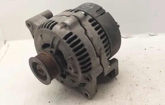 Volvo S40, V40 Generator/alternator 9162683 0123505014