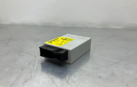 BMW 5 E60 E61 Center console control module 9183233 725214 28137346