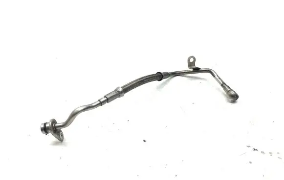 BMW 5 G30 G31 G38 Oil fill pipe 26787290 7934654