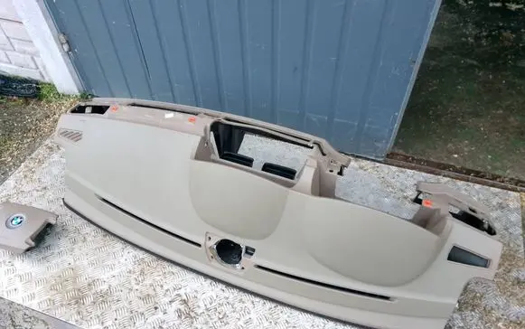 BMW 7 E65 E66 Dashboard