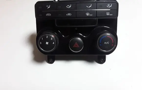 Hyundai i30 Air conditioner control unit module 972502L170