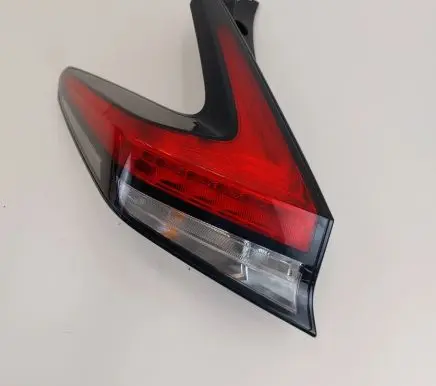 Nissan Leaf II (ZE1) Rear/tail lights 265555SH1A
