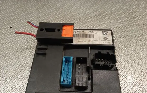 Audi A6 S6 C6 4F Comfort/convenience module 4F0907289E