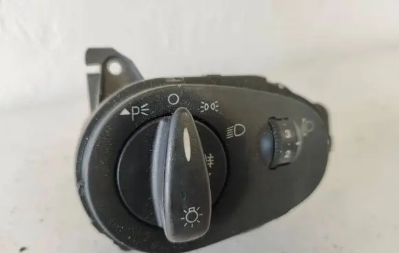 Ford Focus Light switch 98AG13A024CH 04052524 020206A