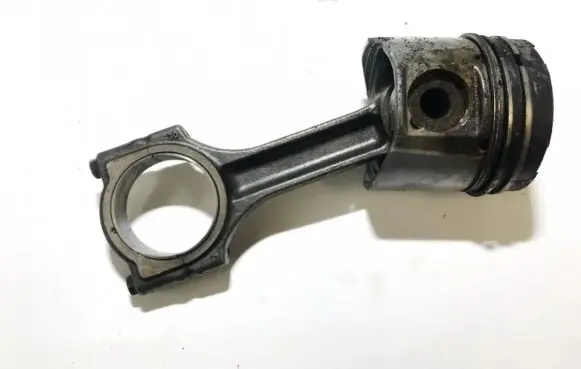 Renault Laguna II Piston with connecting rod 087093