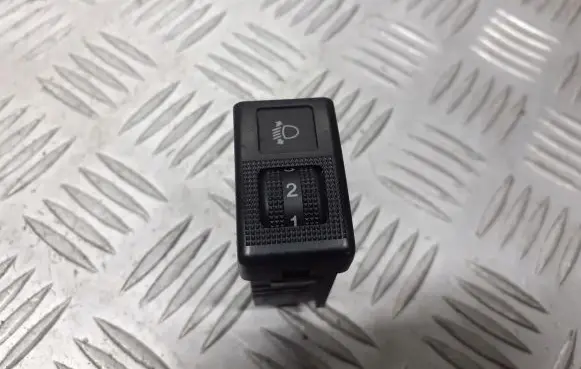 Mazda 2 Light relay D397666FO