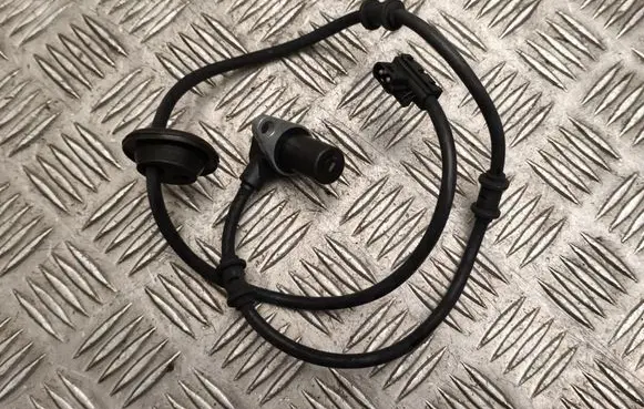 Mercedes-Benz E W210 ABS wheel speed sensor AS4107