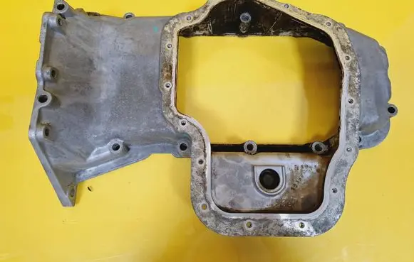Opel Vectra B Oil sump R90400111