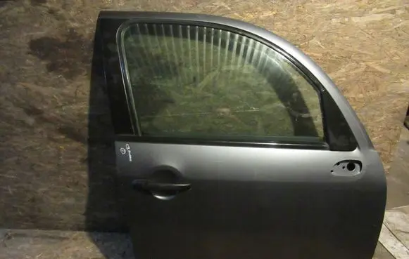 Citroen C3 Picasso Front door