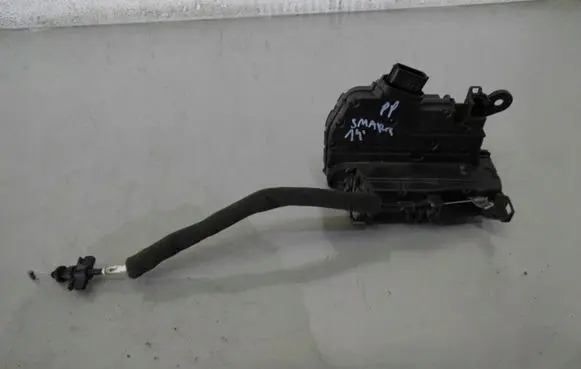 Smart ForFour II W453 Front door lock