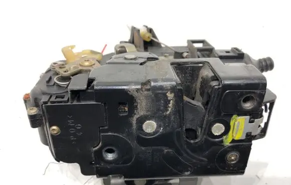 Audi A4 S4 B6 8E 8H Front door lock 4B1837015G