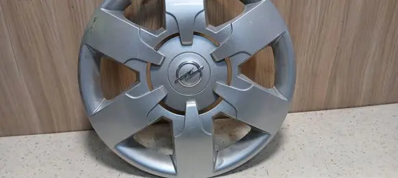 Opel Vivaro R16 wheel hub/cap/trim 403150038R 403150039R