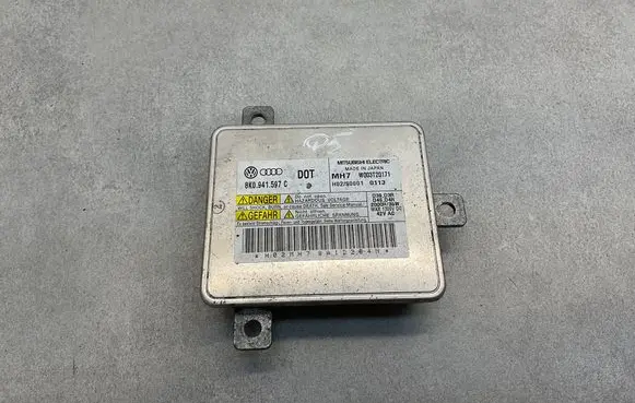 Audi Q5 SQ5 8R Headlight ballast module Xenon 8K0941597C