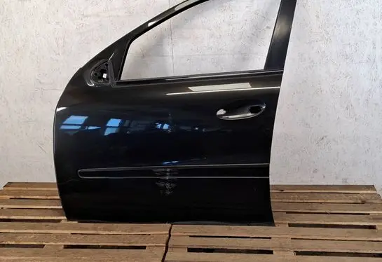 Mercedes-Benz ML W164 Front door