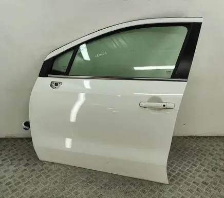 Suzuki SX4 S-Cross Front door 6800263T00