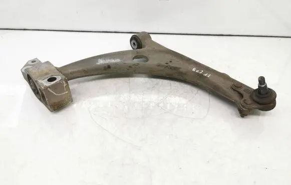 Volkswagen PASSAT B6 Front lower control arm/wishbone 3C0407153B 3c0199231d