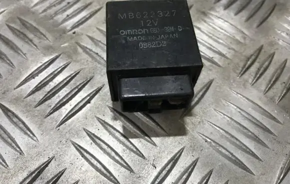 Mitsubishi Pajero Other relay mb622327