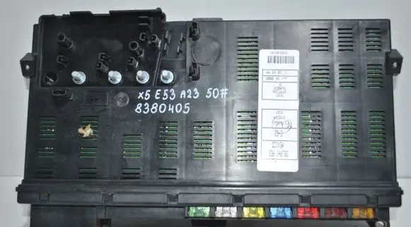 BMW X5 E53 Fuse module 8380405