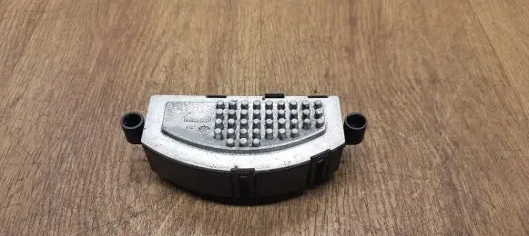 Porsche Macan (95B) Heater blower motor/fan resistor 8T0820521G