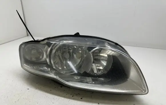 Audi A4 S4 B7 8E 8H Headlight/headlamp 8E0941004BK 0301219204