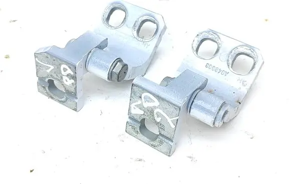 Alfa Romeo Stelvio Front door hinge set 
