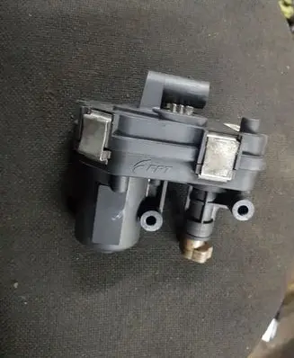 Opel Insignia A Electric throttle body valve 