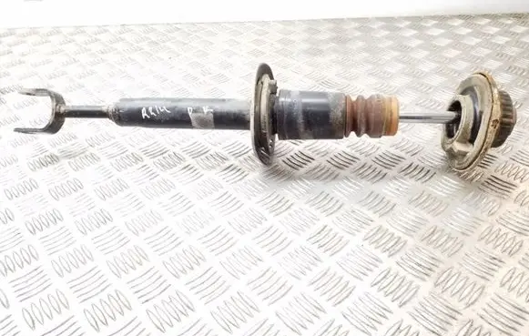 Volkswagen PASSAT B5 Front shock absorber/damper