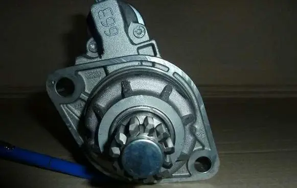 Audi A3 S3 8P Starter motor 0001123038